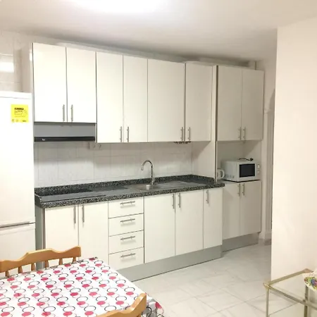 With One Bedroom In Arona, With Wifi - 500 M From The Apartment