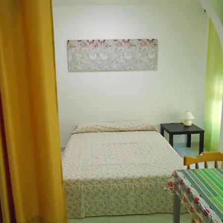 With One Bedroom In Arona, With Wifi - 500 M From The * Arona (Tenerife)
