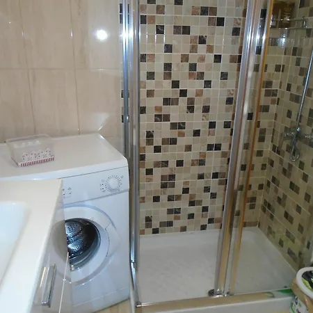 With One Bedroom In Arona, With Wifi - 500 M From The アロナ